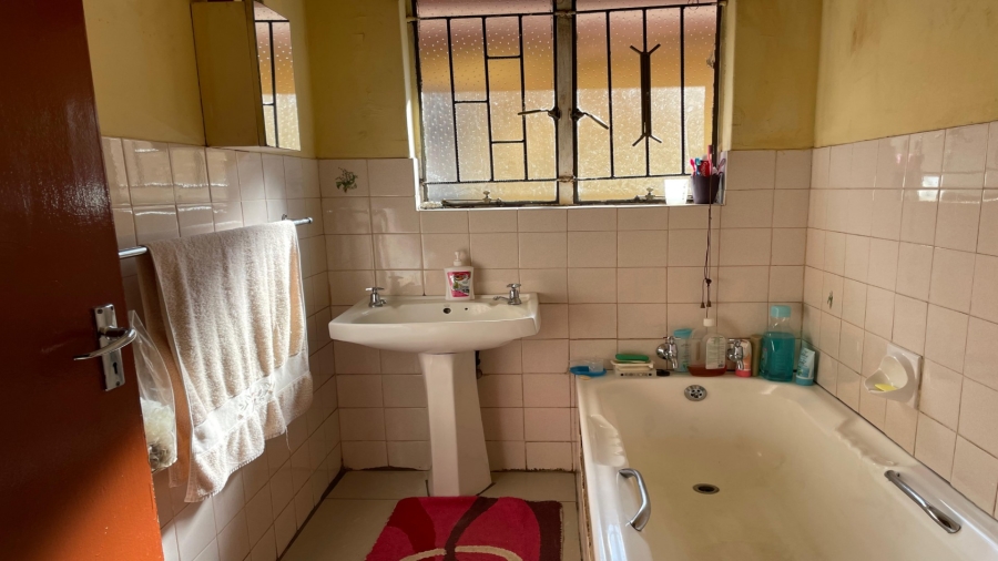3 Bedroom Property for Sale in Sebokeng Zone 10 Gauteng