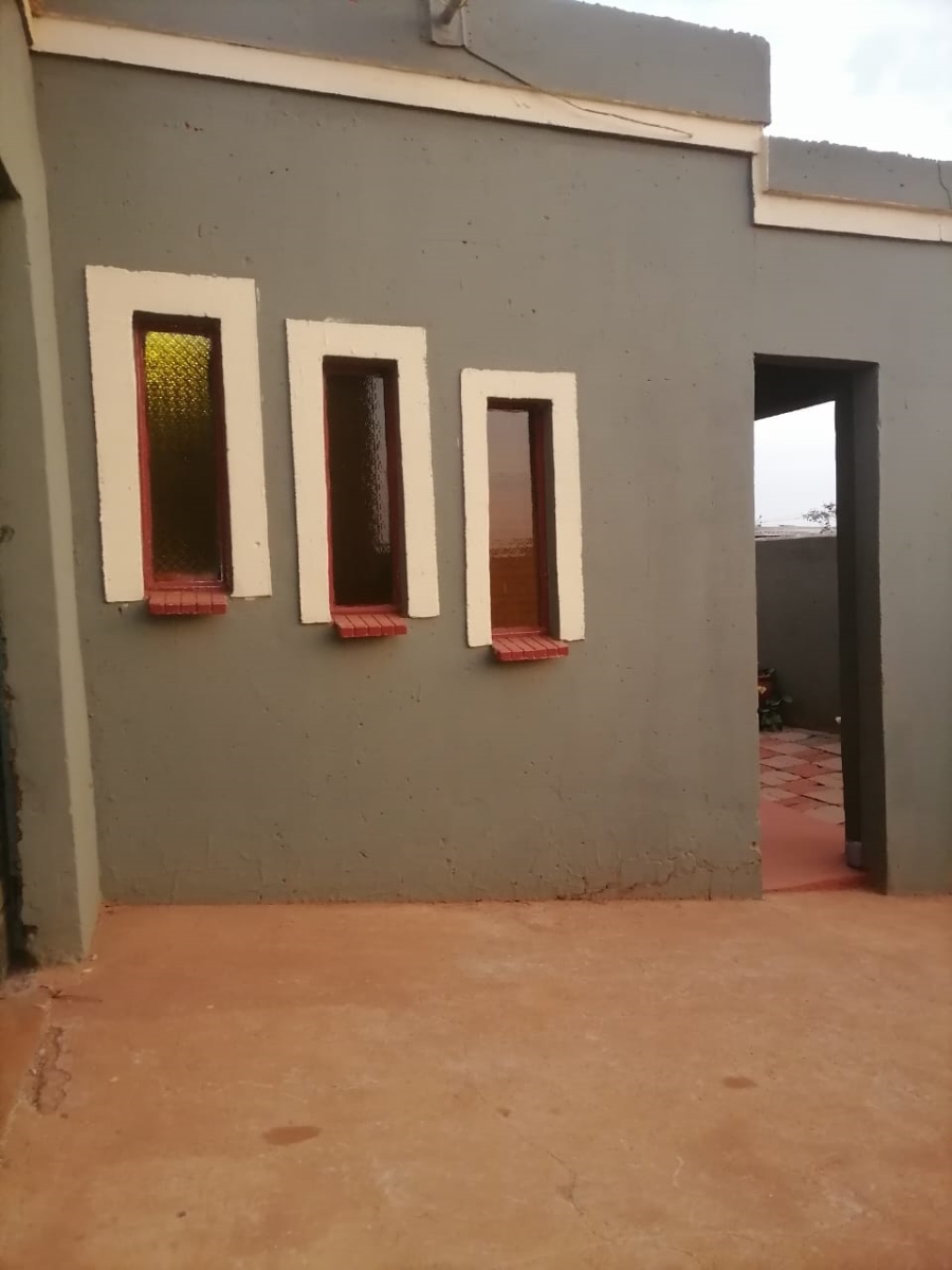 2 Bedroom Property for Sale in Drieziek Gauteng