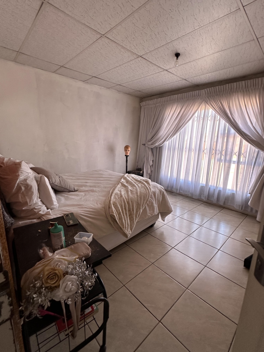 3 Bedroom Property for Sale in Ironsyde Gauteng