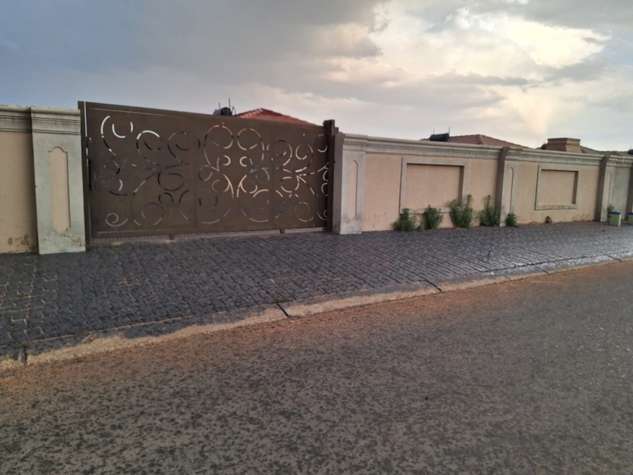 3 Bedroom Property for Sale in Delmore Park Gauteng