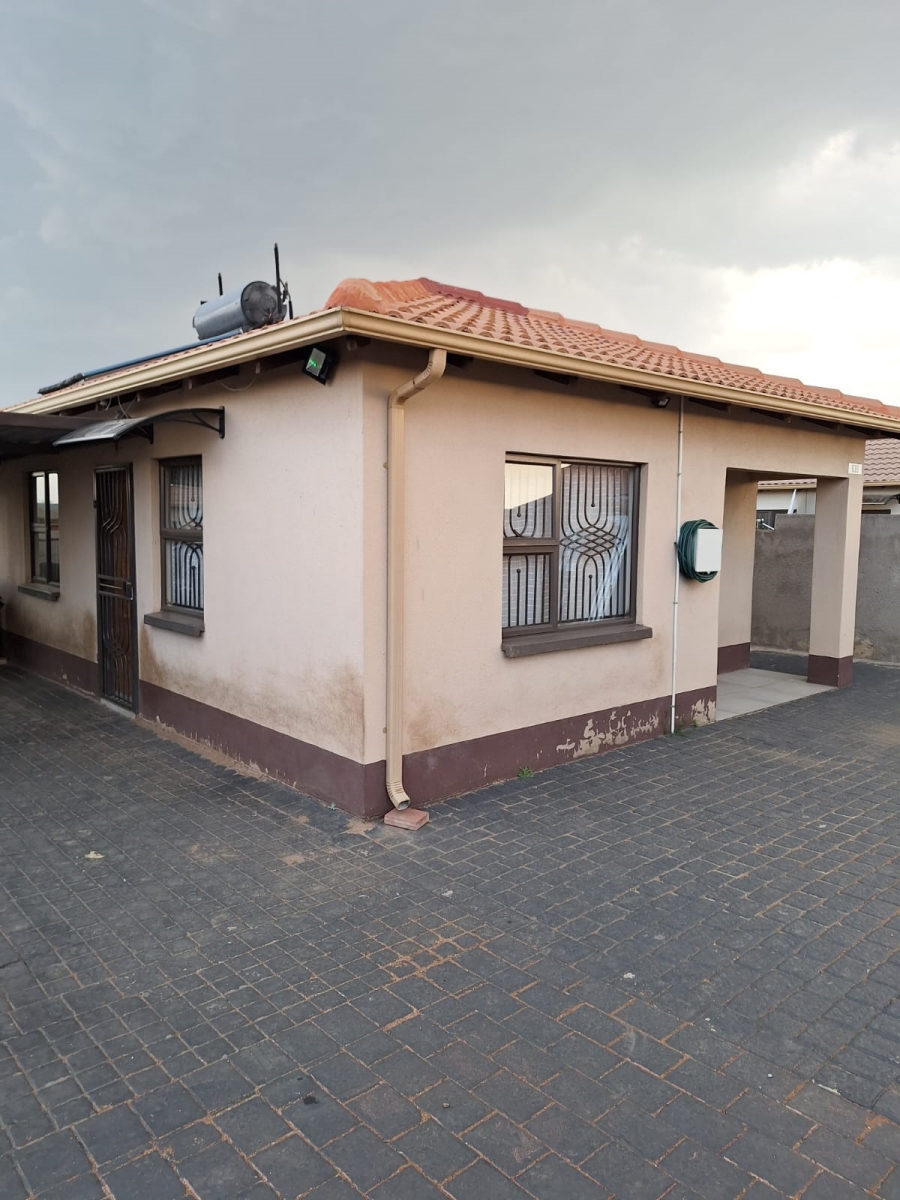 3 Bedroom Property for Sale in Delmore Park Gauteng