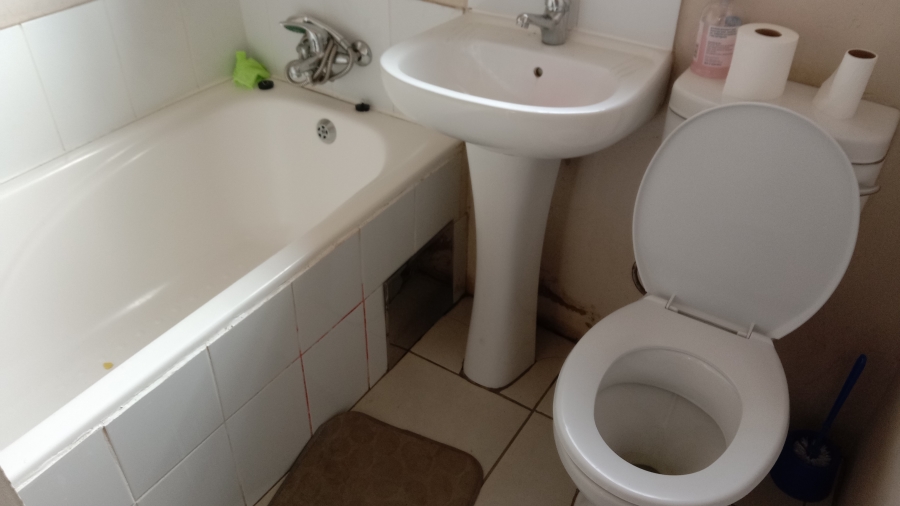 3 Bedroom Property for Sale in Delmore Park Gauteng