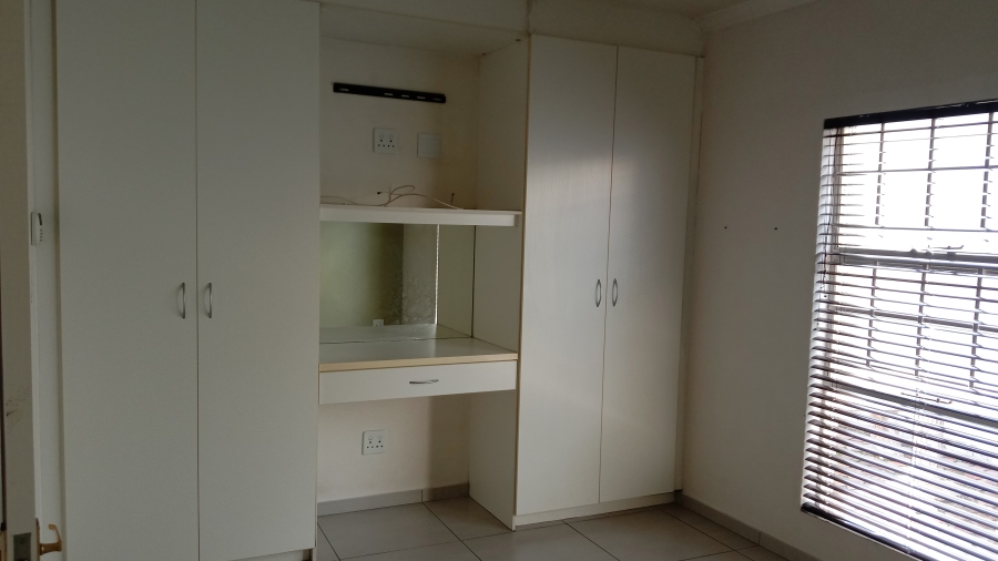 2 Bedroom Property for Sale in Elsburg Gauteng