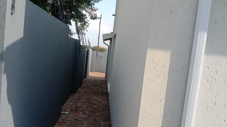 2 Bedroom Property for Sale in Elsburg Gauteng