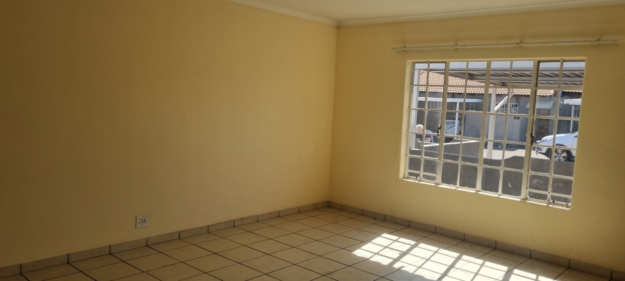 To Let 2 Bedroom Property for Rent in Elspark Gauteng