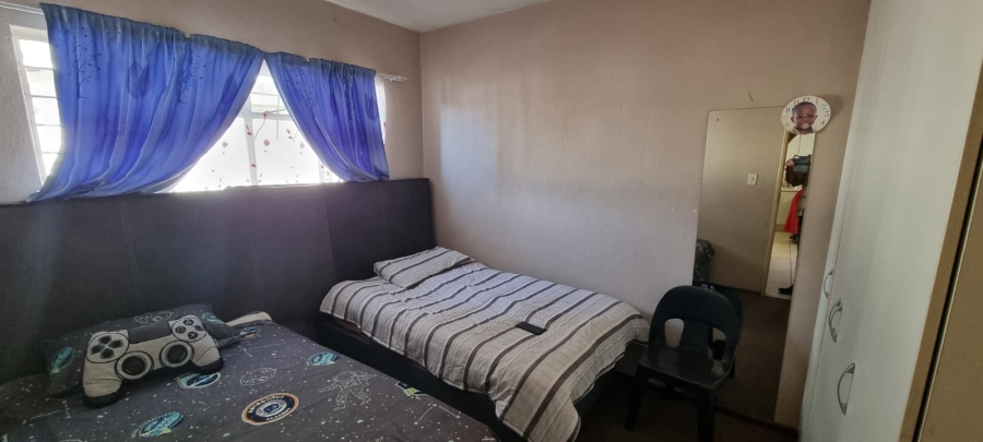 2 Bedroom Property for Sale in Denlee Gauteng