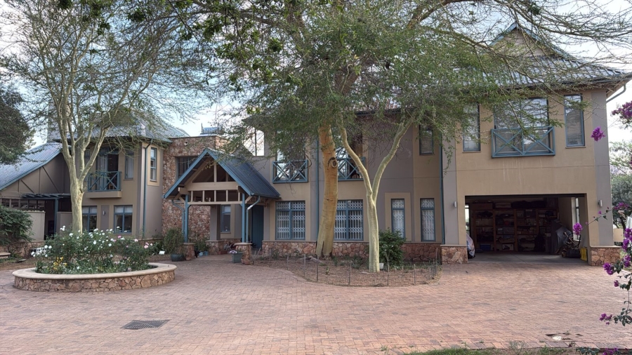 4 Bedroom Property for Sale in Knopjeslaagte AH Gauteng