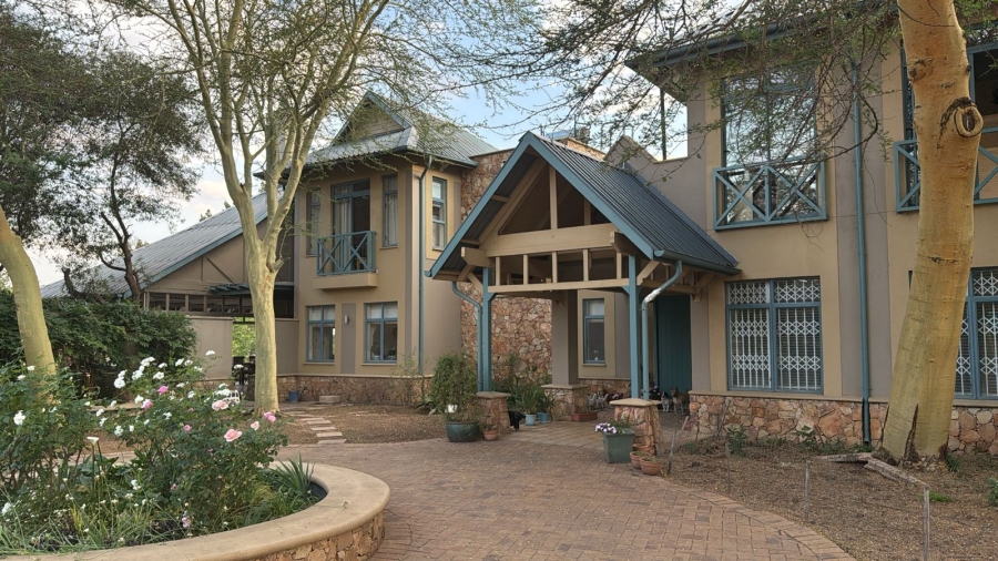 4 Bedroom Property for Sale in Knopjeslaagte AH Gauteng