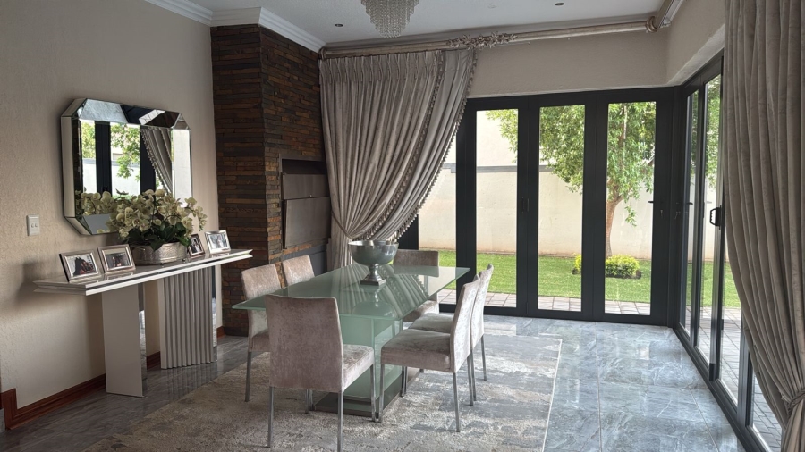 4 Bedroom Property for Sale in Midstream Ridge Gauteng