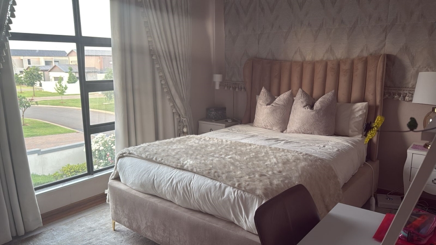 4 Bedroom Property for Sale in Midstream Ridge Gauteng