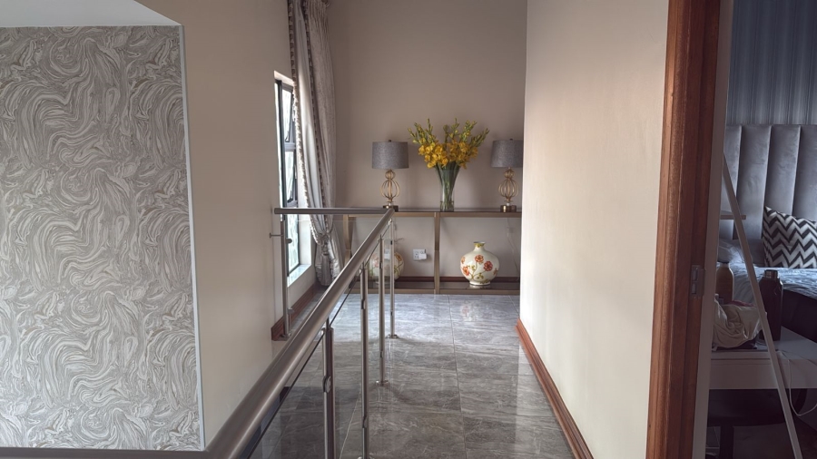 4 Bedroom Property for Sale in Midstream Ridge Gauteng