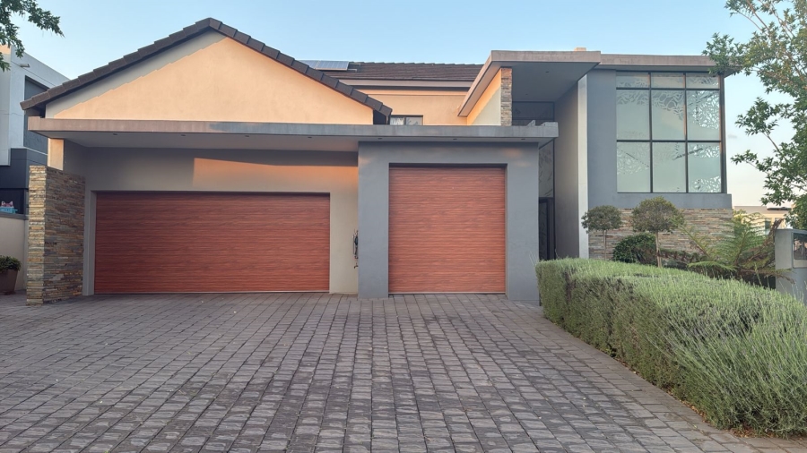 4 Bedroom Property for Sale in Midstream Ridge Gauteng