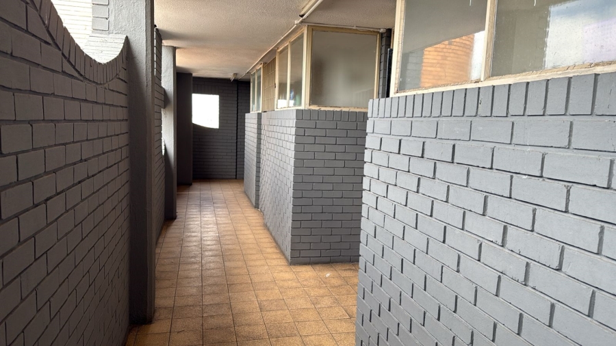 1 Bedroom Property for Sale in Kempton Park Central Gauteng