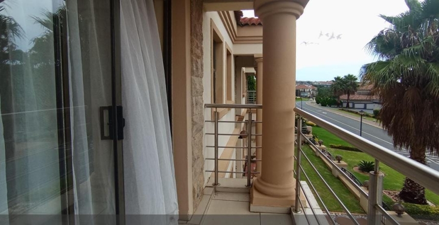 5 Bedroom Property for Sale in Blue Valley Golf Estate Gauteng