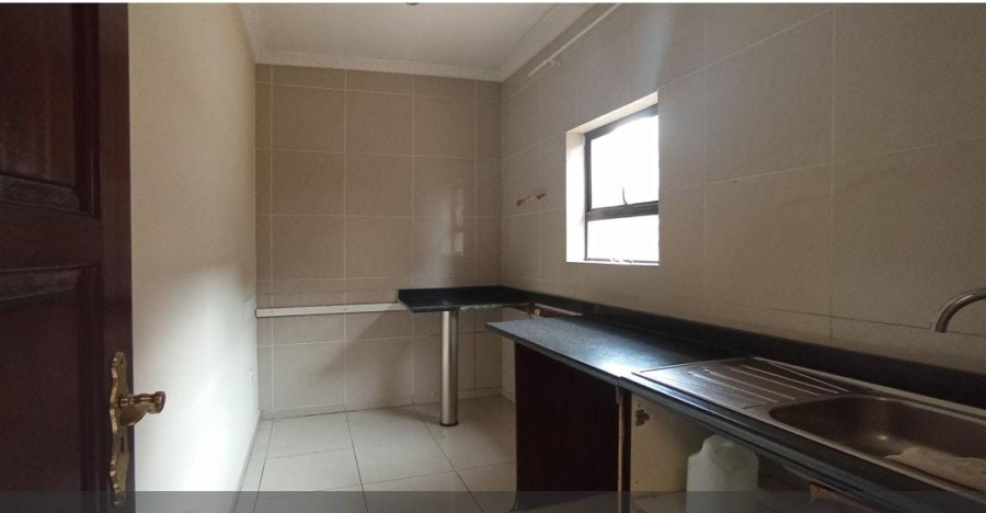 5 Bedroom Property for Sale in Blue Valley Golf Estate Gauteng