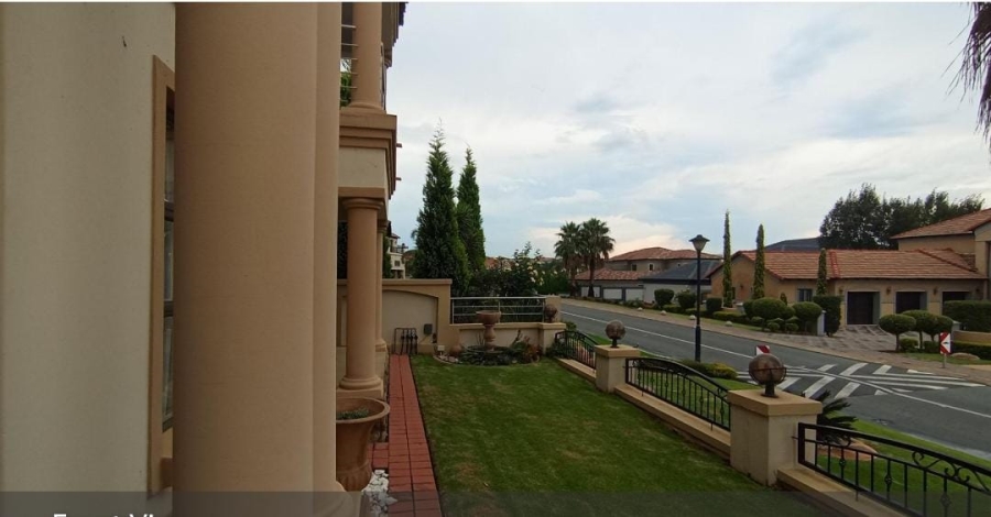 5 Bedroom Property for Sale in Blue Valley Golf Estate Gauteng