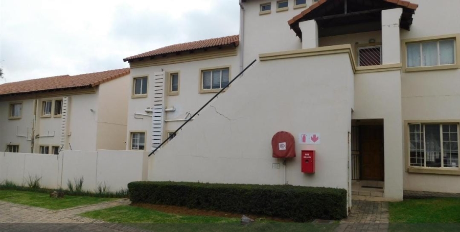 2 Bedroom Property for Sale in Country View Gauteng
