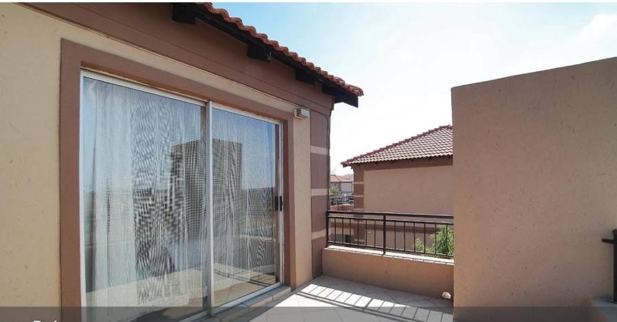 3 Bedroom Property for Sale in Noordwyk Gauteng