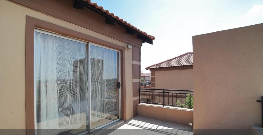 3 Bedroom Property for Sale in Noordwyk Gauteng