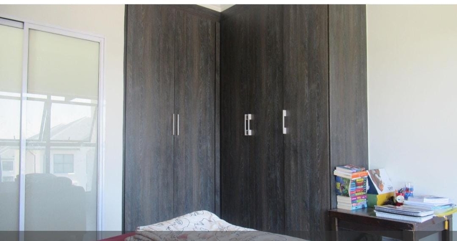 1 Bedroom Property for Sale in Bryanston Gauteng