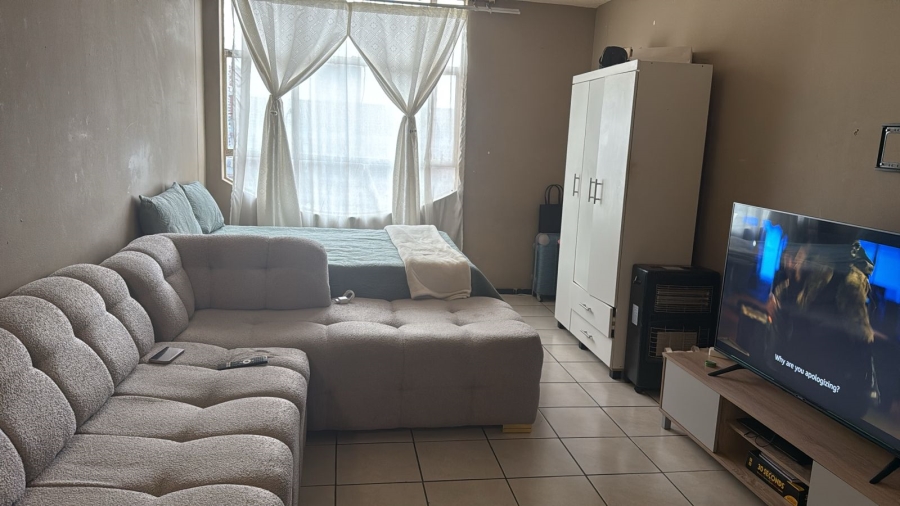 1 Bedroom Property for Sale in Kempton Park Central Gauteng