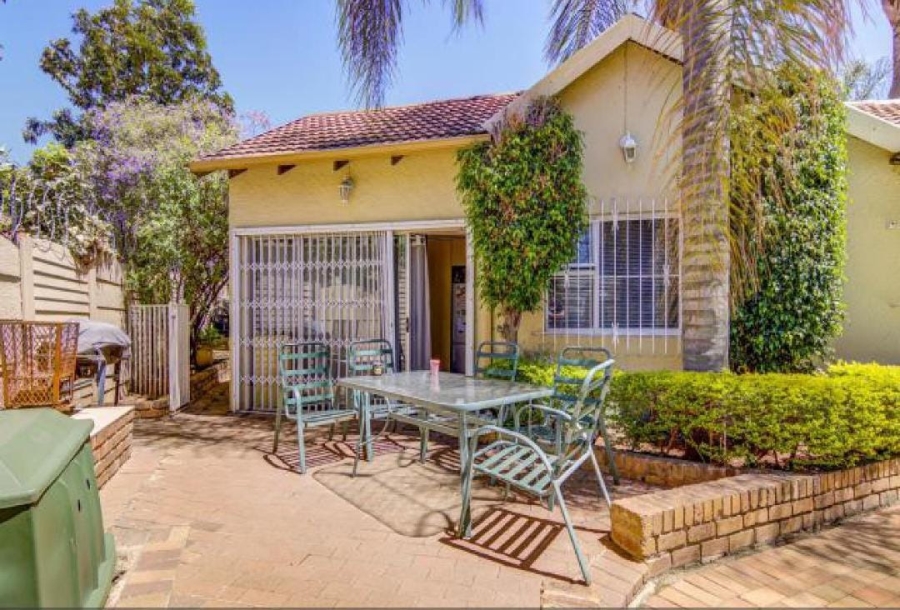 8 Bedroom Property for Sale in Van Riebeeck Park Gauteng