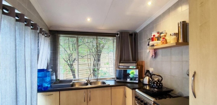 8 Bedroom Property for Sale in Van Riebeeck Park Gauteng