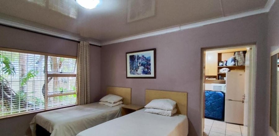 8 Bedroom Property for Sale in Van Riebeeck Park Gauteng