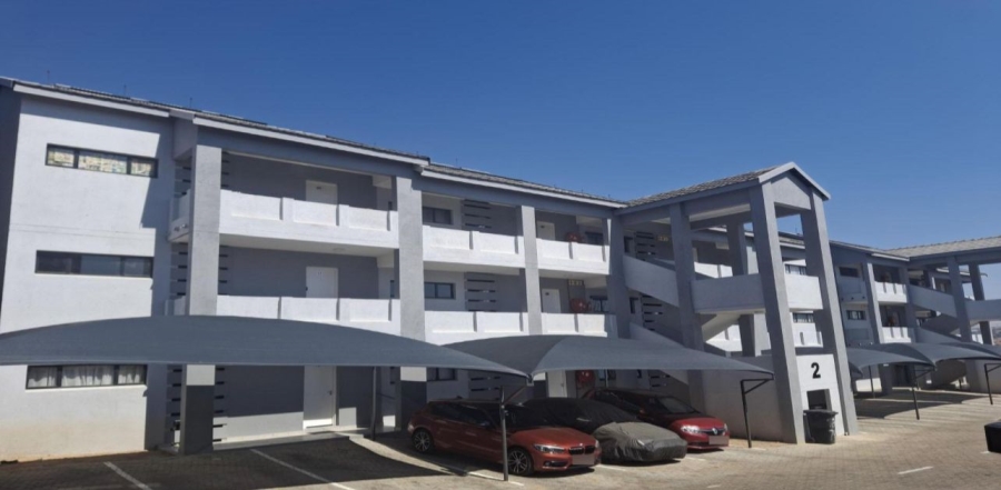 2 Bedroom Property for Sale in Kosmosdal Gauteng