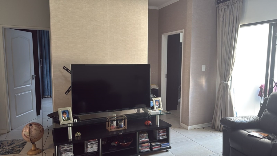 3 Bedroom Property for Sale in Greenstone Ridge Gauteng