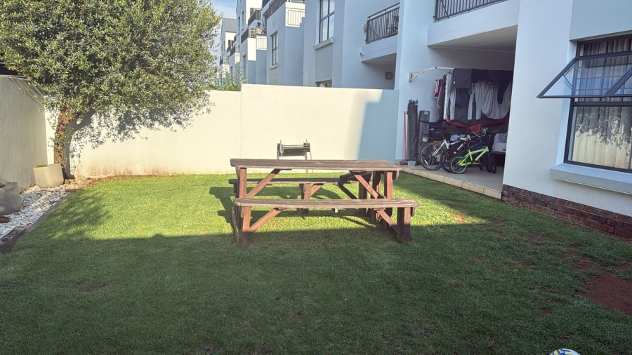 3 Bedroom Property for Sale in Greenstone Ridge Gauteng