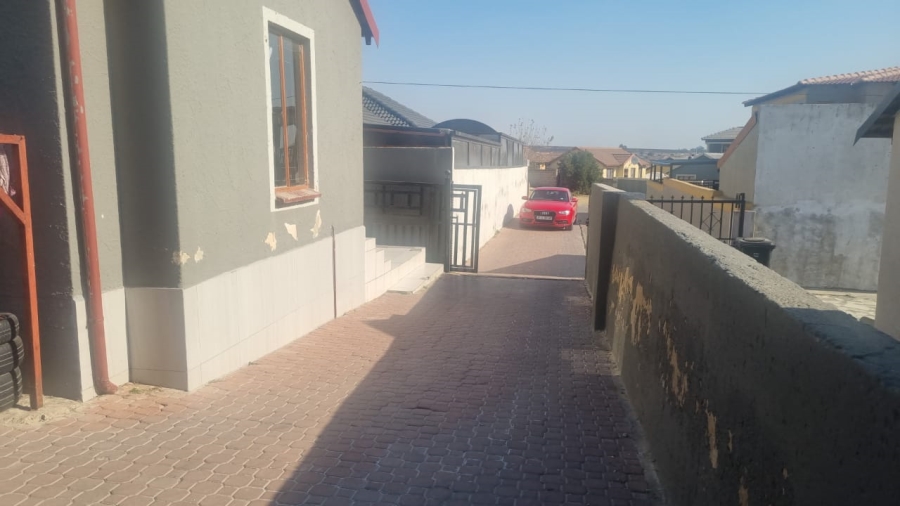 3 Bedroom Property for Sale in Klipfontein View Gauteng