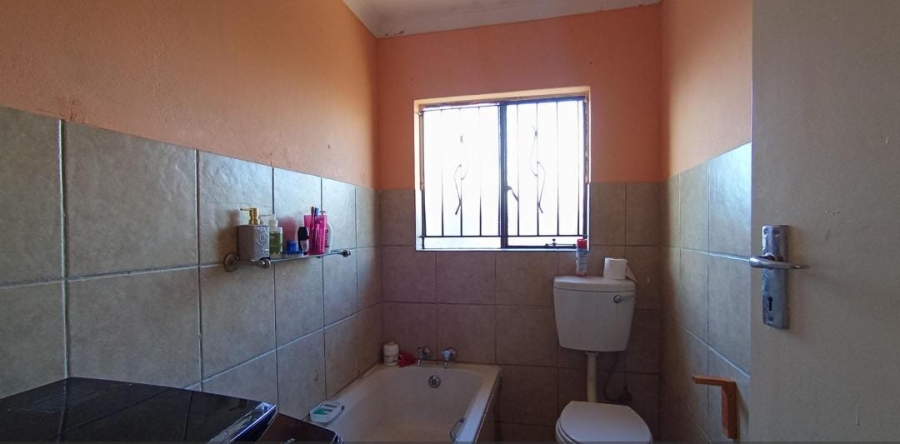 3 Bedroom Property for Sale in Noordwyk Gauteng