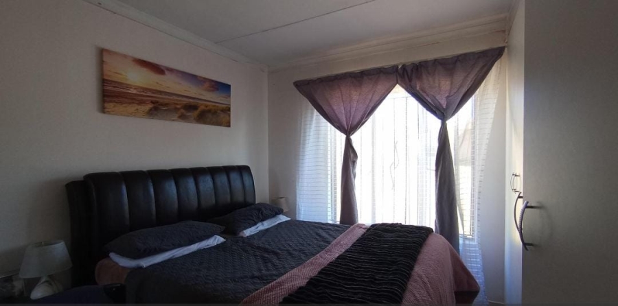 3 Bedroom Property for Sale in Noordwyk Gauteng