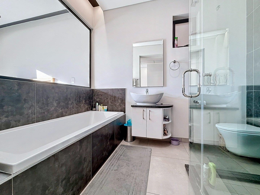 2 Bedroom Property for Sale in Menlo Park Gauteng