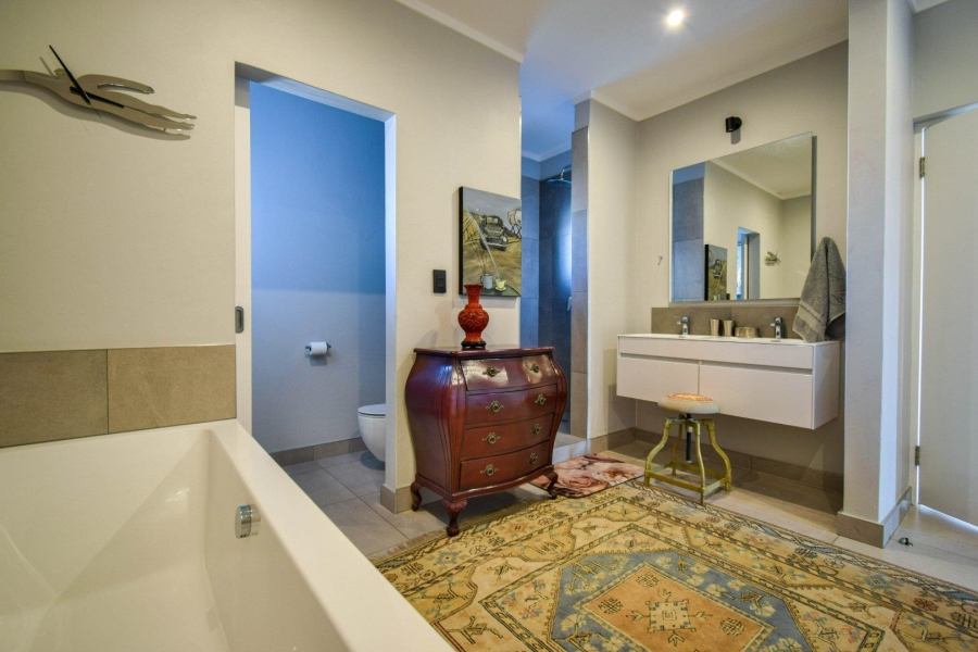 3 Bedroom Property for Sale in Waterkloof Gauteng