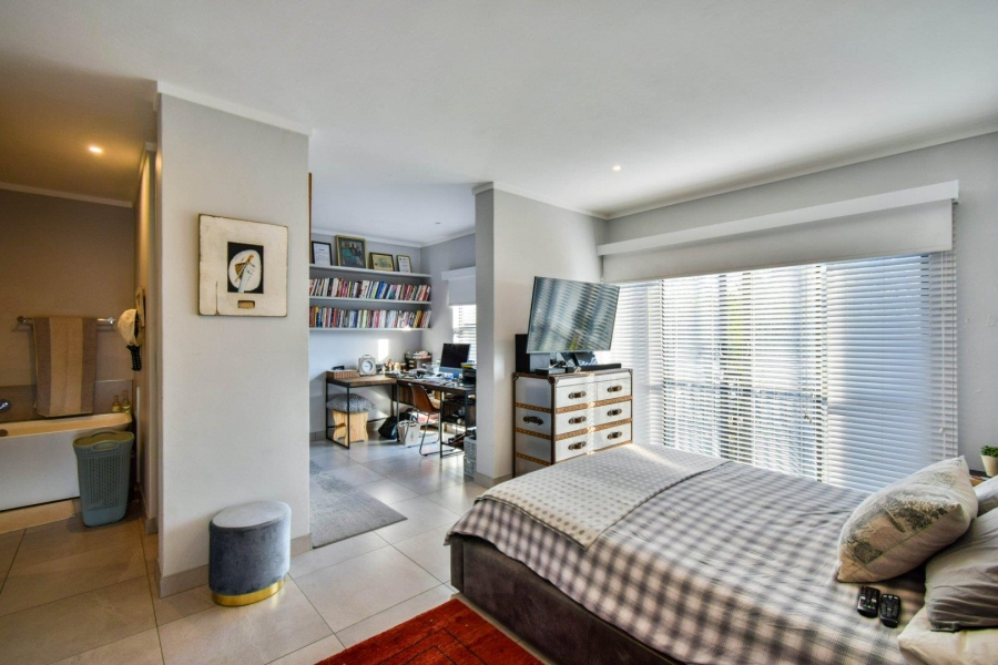 3 Bedroom Property for Sale in Waterkloof Gauteng