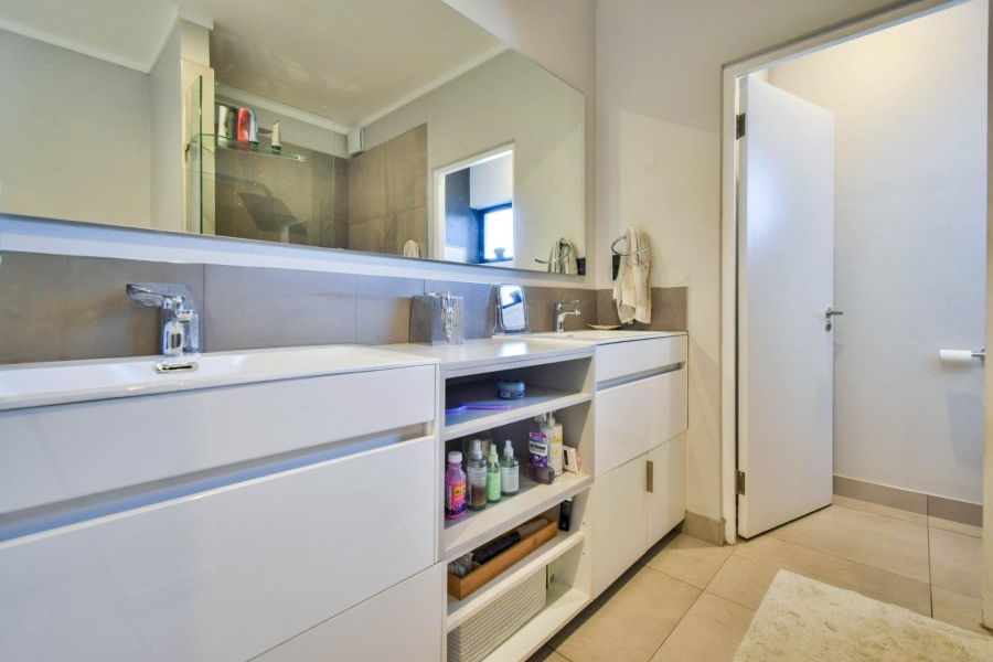 3 Bedroom Property for Sale in Waterkloof Gauteng