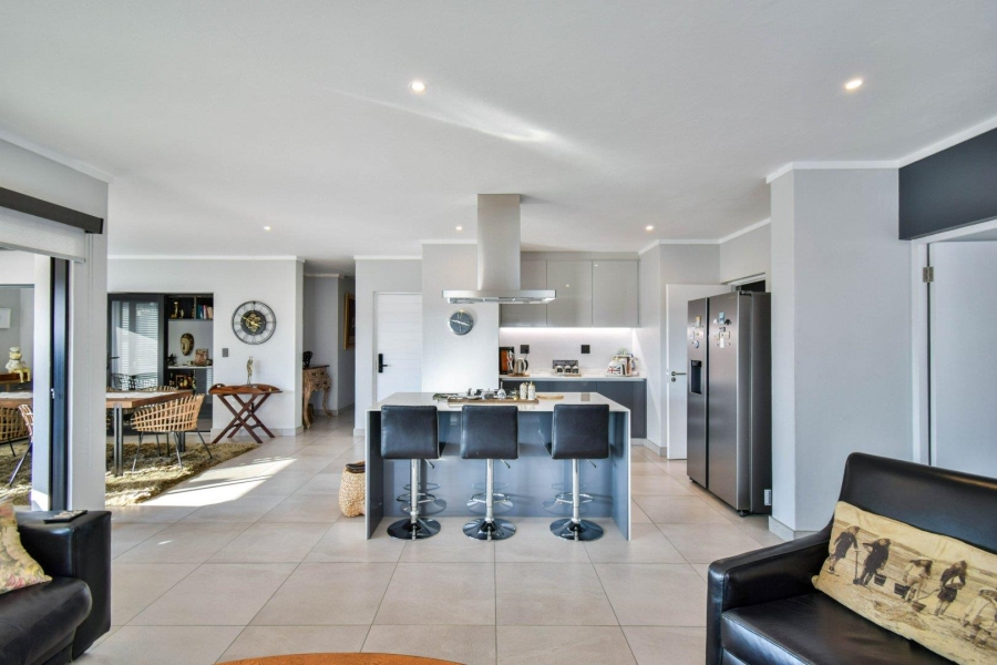 3 Bedroom Property for Sale in Waterkloof Gauteng