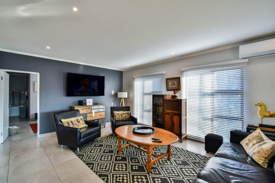 3 Bedroom Property for Sale in Waterkloof Gauteng