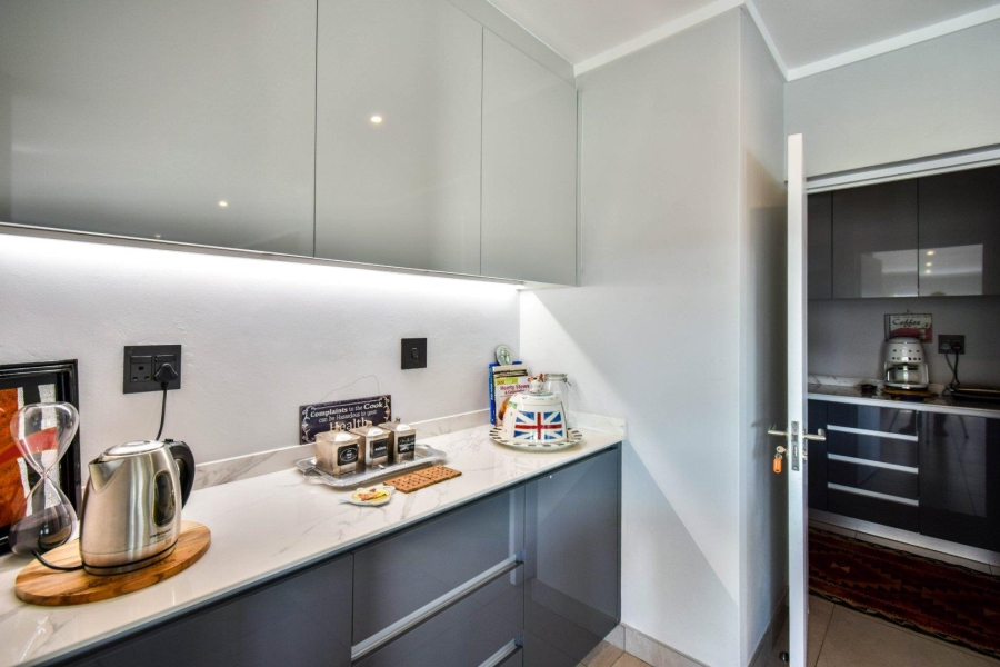 3 Bedroom Property for Sale in Waterkloof Gauteng