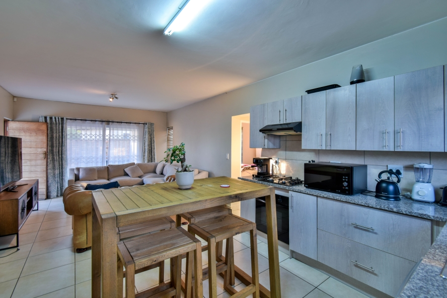 4 Bedroom Property for Sale in Oukraal Estate Gauteng