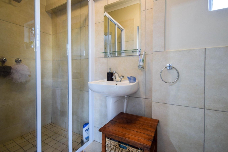 4 Bedroom Property for Sale in Oukraal Estate Gauteng