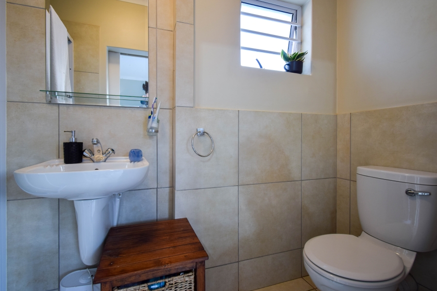 4 Bedroom Property for Sale in Oukraal Estate Gauteng