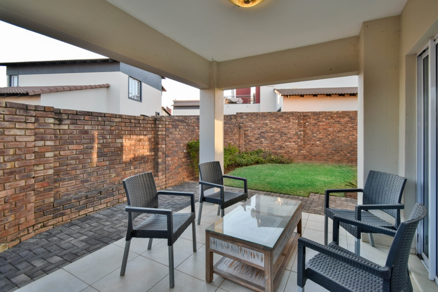 4 Bedroom Property for Sale in Oukraal Estate Gauteng