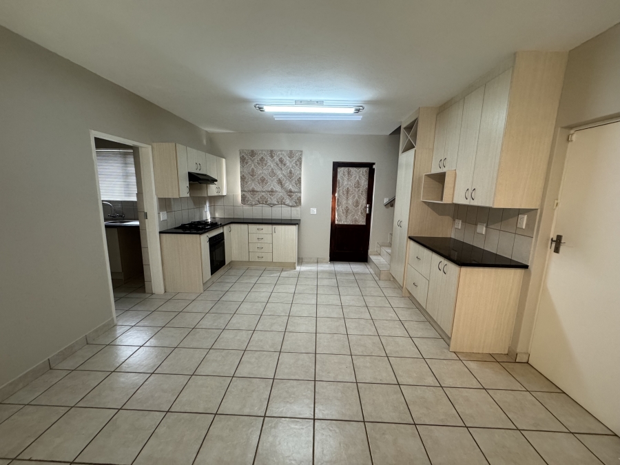 3 Bedroom Property for Sale in Oukraal Estate Gauteng