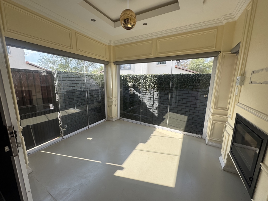 3 Bedroom Property for Sale in Oukraal Estate Gauteng