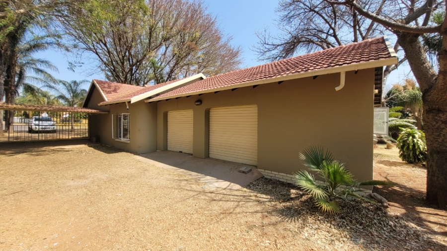4 Bedroom Property for Sale in The Orchards Gauteng