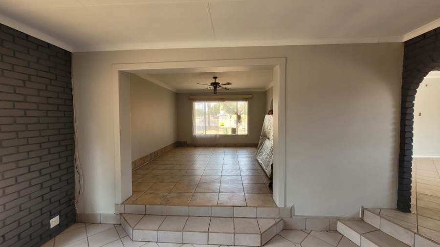 4 Bedroom Property for Sale in The Orchards Gauteng