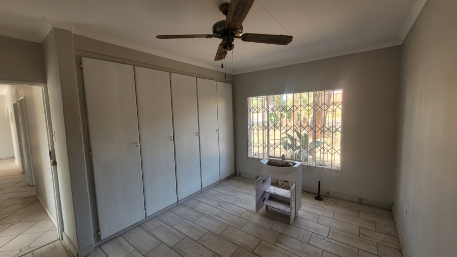 4 Bedroom Property for Sale in The Orchards Gauteng